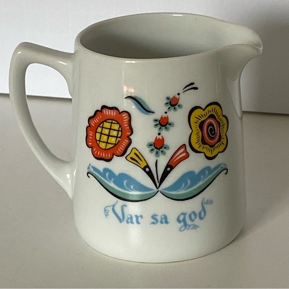 Swedish Berggren Porcelain Creamer “Var sa god” Folk Art-Vintage Floral Sweden - Picture 15 of 15
